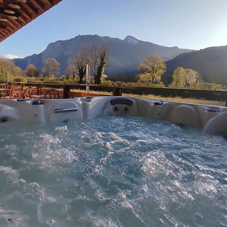 Transhumance & Cie, Auberge, Appartements & Spa Bedous Exterior photo