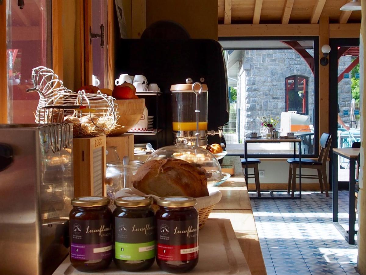 Transhumance & Cie, Auberge, Appartements & Spa Bedous Exterior photo