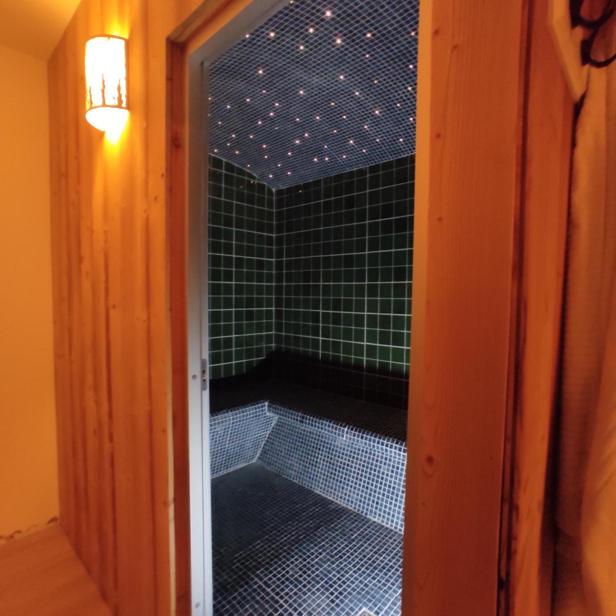 Transhumance & Cie, Auberge, Appartements & Spa Bedous Exterior photo